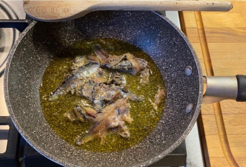 Cucina facile: salsa all’acciuga